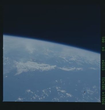STS054-84-001 - STS-054 - Earth observations from Endeavour, Orbiter Vehicle (OV) 105, during STS-54