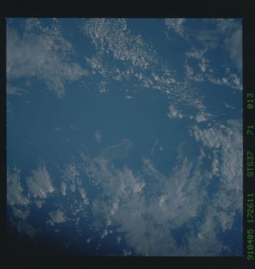 S37-71-013 - STS-037 - Earth observations taken during the STS-37 mission