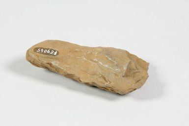 To'i Ma'a (stone adze)