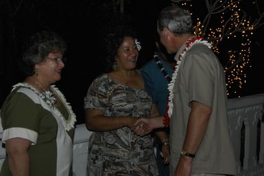 [Assignment: 48-DPA-SOI_K_Amer_Sam] Pacific Islands Tour: Visit of Secretary Dirk Kemmpthorne [and aides] to American Samoa, U.S. Territory [48-DPA-SOI_K_Amer_Sam__DI15548.JPG]