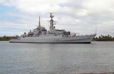 A starboard bow view of the British frigate HMS AMAZON (F 169) underway during Exercise RIMPAC '86