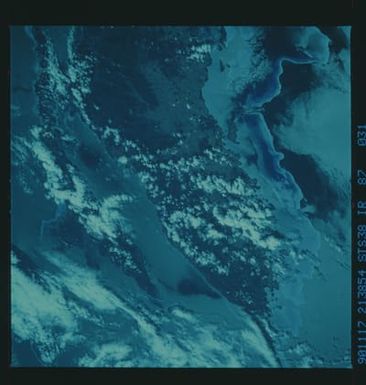 S38-87-031 - STS-038 - STS-38 earth observations