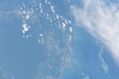 S111E5431 - STS-111 - Earth Observation taken during STS-111 UF-2.