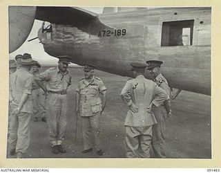 NADZAB, NEW GUINEA, 1945-04-22. GENERAL SIR THOMAS A. BLAMEY, COMMANDER-IN-CHIEF, ALLIED LAND FORCE, SOUTH WEST PACIFIC AREA (2), TALKING TO BRIGADIER R. BIERWORTH, DEPUTY ASSISTANT QUARTERMASTER ..