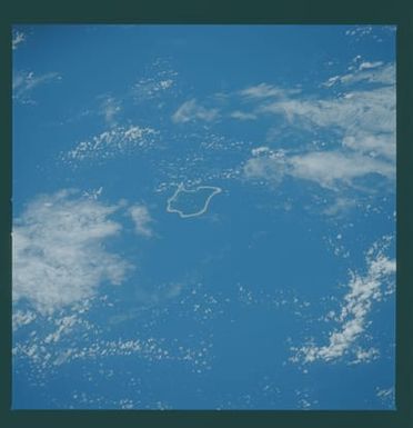 61B-39-085 - STS-61B - STS-61B earth observations