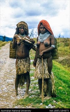 Laiagam - 2 Enga women