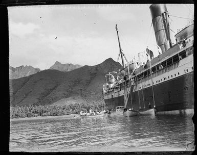 [S.S. Maunganui in Mo'orea]