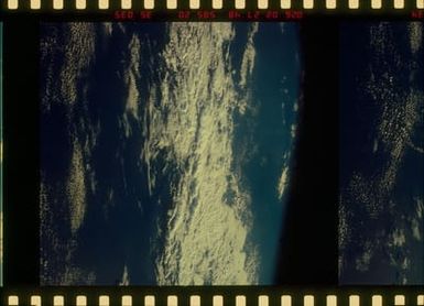 STS51C-35-035 - STS-51C - STS-51C earth observations