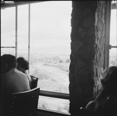 Diners at Tamoa Motel, Fiji, November 1969 / Michael Terry