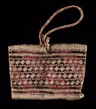 Kete Pāpā (Satchel)