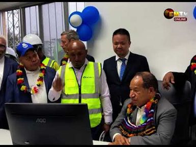 GOVERNOR'S APPLAUDED PROJECT