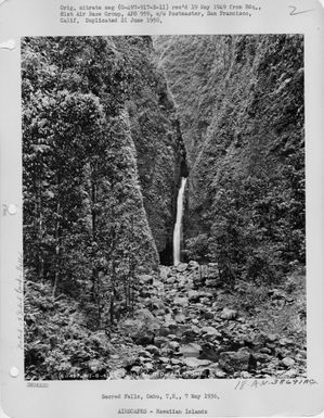 Hawaii - Sacred Falls