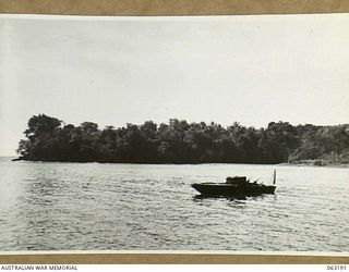 KILIGIA BEACH, NEW GUINEA. 1943-12-28. A JOIN-UP PHOTOGRAPH OF KILIGIA BEACH (TO JOIN TO PHOTOGRAPH NO. 63190)