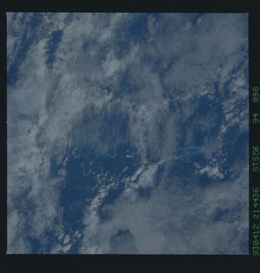 STS056-94-098 - STS-056 - Earth observations taken from Discovery during STS-56 mission