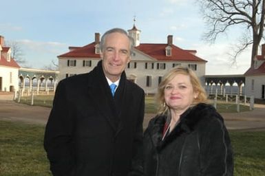 [Assignment: 48-DPA-01-12-09_SOI_K_Mt_Vernon] Visit of Secretary Dirk Kempthorne to Mount Vernon Estate and Gardens, Mount Vernon, Virginia, [for touring and announcement of the U.S. nomination of the George Washington home, along with the Papahanaumokuakea Marine National Monument in Hawaii, for inclusion on the United Nations Educational, Scientific, and Cultural Organization's (UNESCO's) World Heritage List. Joining Secretary Kempthorne for the announcement was James Rees, Executive Director of the Mount Vernon Estate and Gardens.] [48-DPA-01-12-09_SOI_K_Mt_Vernon_IOD_9495.JPG]