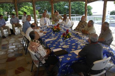 [Assignment: 48-DPA-SOI_K_Amer_Sam] Pacific Islands Tour: Visit of Secretary Dirk Kemmpthorne [and aides] to American Samoa, U.S. Territory [48-DPA-SOI_K_Amer_Sam__DI14941.JPG]