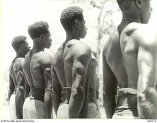 PAPUA. PORT MORESBY. PAPUAN INFANTRY TROOPS. (NEGATIVE BY R. PEARSE)