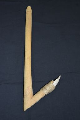 Solomon Islands National Museum Objects & ArtifactsHafted Shell Adze