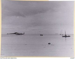 PORT MORESBY - SMOOTH OCEAN OFF ELA BEACH. THIS EXCELLENT LANDING AREA IS FLYING BOAT ANCHORAGE, ESPECIALLY DURING N.W. MONSOON PERIOD. RAAF SURVEY FLIGHT. (NEGATIVE BY N. TRACY)