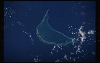 STS050-11-009 - STS-050 - Earth observation scenes of Taongi Atoll, Marshall Islands.