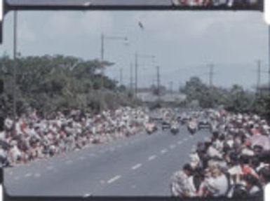 USMC 103490: Oahu parade and weapons demonstration