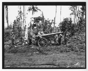 [Japanese Type 91 10cm Howitzer on Guadalcanal]