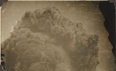Secondary eruption cloud at 6 a.m. in March 1951 / Albert Speer