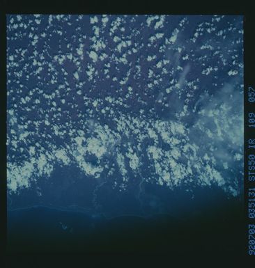 STS050-109-057 - STS-050 - STS-50 earth observations