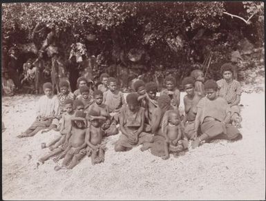 Women and girls of Lakona, Santa Maria, Banks Islands, 1906 / J.W. Beattie