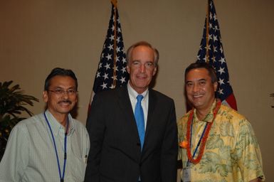 [Assignment: 48-DPA-09-29-08_SOI_K_Isl_Conf_Lead] Participants in the Insular Areas Health Summit [("The Future of Health Care in the Insular Areas: A Leaders Summit") at the Marriott Hotel in] Honolulu, Hawaii, where Interior Secretary Dirk Kempthorne [joined senior federal health officials and leaders of the U.S. territories and freely associated states to discuss strategies and initiatives for advancing health care in those communinties [48-DPA-09-29-08_SOI_K_Isl_Conf_Lead_DOI_0783.JPG]