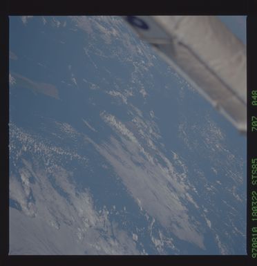 STS085-707-048 - STS-085 - Earth observations taken from orbiter Discovery during STS-85 mission