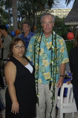 [Assignment: 48-DPA-SOI_K_Saipan_6-5-07] Pacific Islands Tour: Visit of Secretary Dirk Kempthorne [and aides] to Saipan Island, of the Commonwealth of the Northern Mariana Islands [48-DPA-SOI_K_Saipan_6-5-07__DI10970.JPG]