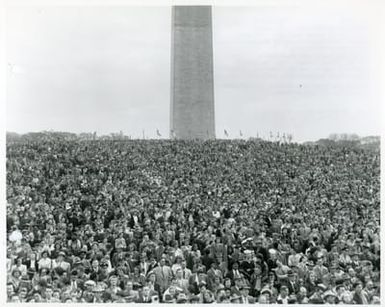 General MacArthur Arrives in Washington, D.C.