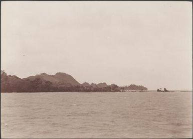 The south-east coast of Florida at the Asses Ears rock, Solomon Islands, 1906 / J.W. Beattie