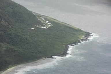 [Assignment: 48-DPA-SOI_K_Amer_Sam] Pacific Islands Tour: Visit of Secretary Dirk Kemmpthorne [and aides] to American Samoa, U.S. Territory [48-DPA-SOI_K_Amer_Sam__DI15735.JPG]