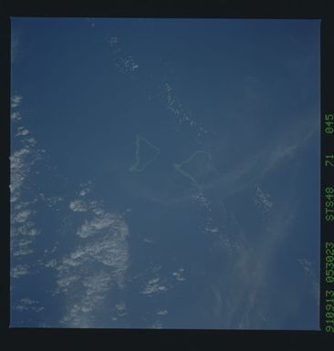 S48-71-045 - STS-048 - Earth observations taken during the STS-48 mission