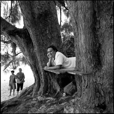 Vaine-Iriano Wichman and her mother Ngatokorima Rasmussen frame 7