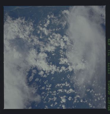 STS073-711-079 - STS-073 - Earth observations taken from shuttle orbiter Columbia