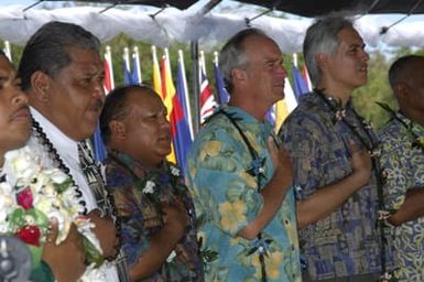 [Assignment: 48-DPA-SOI_K_Saipan_6-5-07] Pacific Islands Tour: Visit of Secretary Dirk Kempthorne [and aides] to Saipan Island, of the Commonwealth of the Northern Mariana Islands [48-DPA-SOI_K_Saipan_6-5-07__DI10838.JPG]