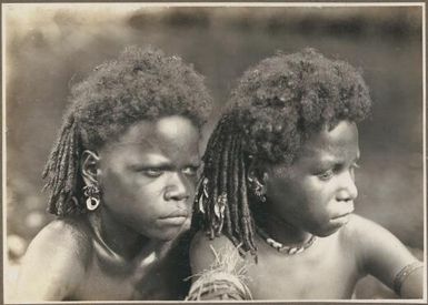 Emo types [two children looking away from the camera] Frank Hurley