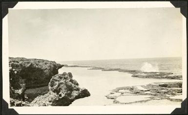 Blowholes and raised coral, Tongatabu, Tonga, 1929, 3 / C.M. Yonge