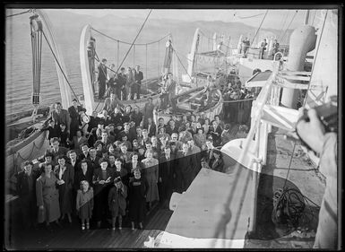British immigrants arriving in Wellington on board the Atlantis