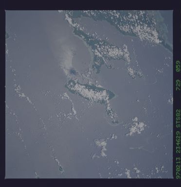 STS082-729-059 - STS-082 - Earth observations taken from shuttle orbiter Discovery during STS-82 mission