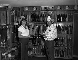 [Rex & Sherry Auten — Brenim Palau, July '81]