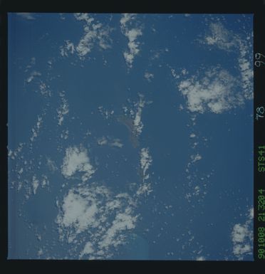 S41-78-099 - STS-041 - STS-41 earth observations