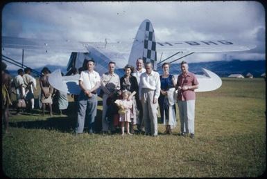 Officials arriving for First Inter-territorial Malaria Conference, held at Minj : Minj Station, Wahgi Valley, Papua New Guinea, 1954 / Terence and Margaret Spencer