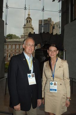 [Assignment: 48-DPA-07-13-08_SOI_K_Philly_Rec] Reception at Independence National Historical Park for attendees at the National Governors Association Centennial Meeting in Philadelphia, Pennsylvania. Secretary Dirk Kempthorne [and Independence National Historical Park Deputy Superintendent Darla Sidles delivered official remarks; and the Secretary conversed with fellow NGA attendees, among them Pennsylvanina Governor Edward Rendell, Vermont Governor James Douglas, Wyoming Governor Dave Freudenthal, Guam Governor Felix Camacho, former Tennessee Governor Don Sundquist, and former Michigan Governor John Engler.] [48-DPA-07-13-08_SOI_K_Philly_Rec_IOD_9336.JPG]