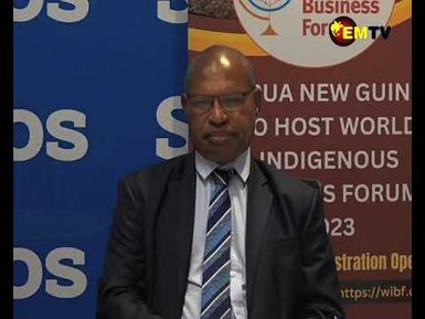 SANTOS SUPPORTS WIBF
