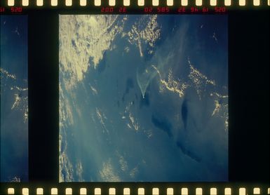 STS51C-32-002 - STS-51C - STS-51C earth observations