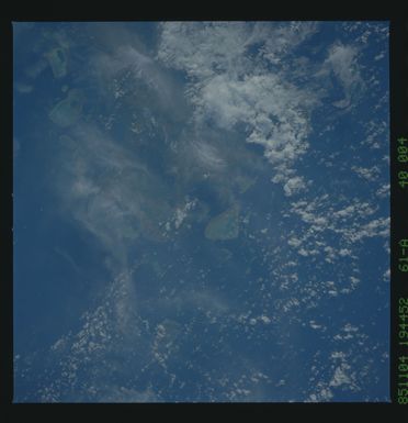 61A-40-004 - STS-61A - STS-61A earth observations